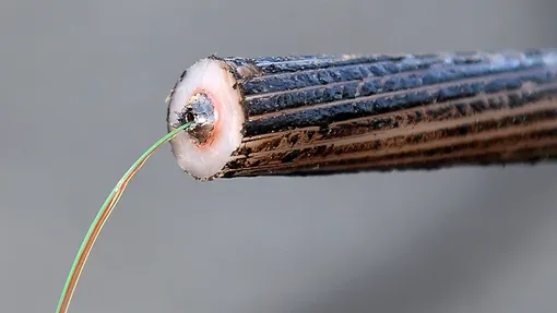 deep sea cable tip